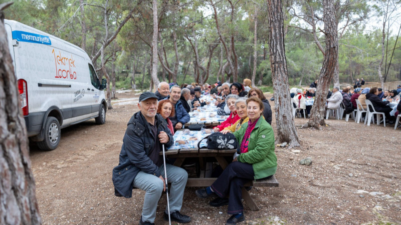 EMEKLİ EVİ ÜYELERİ, KUYULUK TABİAT PARKI’NDA BULUŞTU