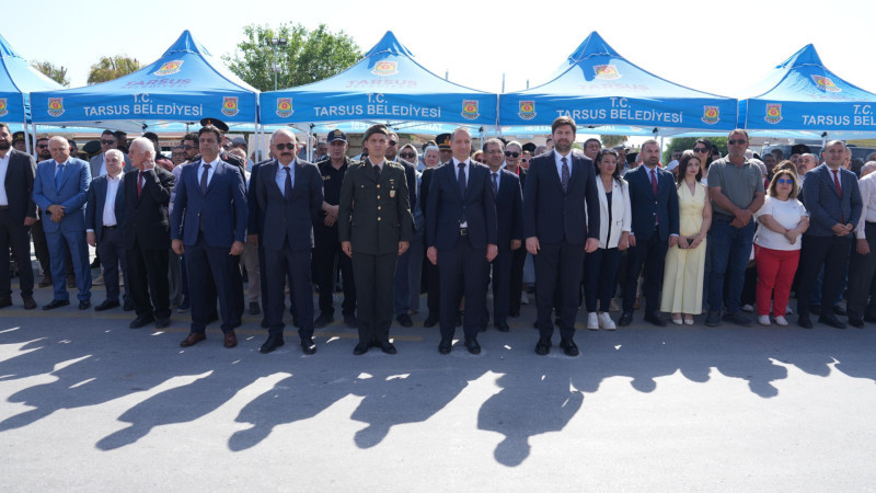 TARSUS'TA, ATATÜRK'Ü ANMA, GENÇLİK VE SPOR BAYRAMI