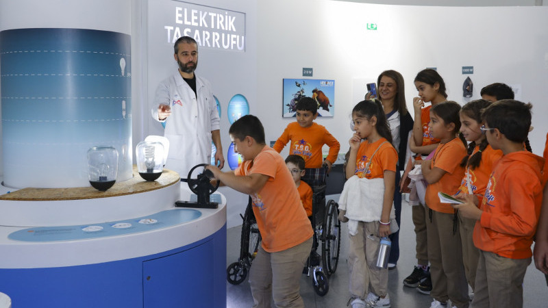 BİNLERCE KİŞİYİ AĞIRLAYAN MERCAN BİLİM MERKEZİ YENİ DÖNEME DE HAZIR