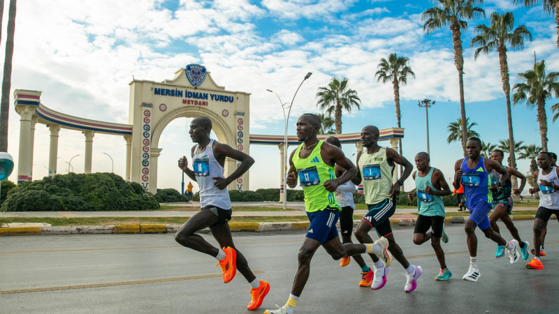 SPORUN BİRLEŞTİRİCİ GÜCÜ MERSİN MARATONU İLE VÜCUT BULUYOR