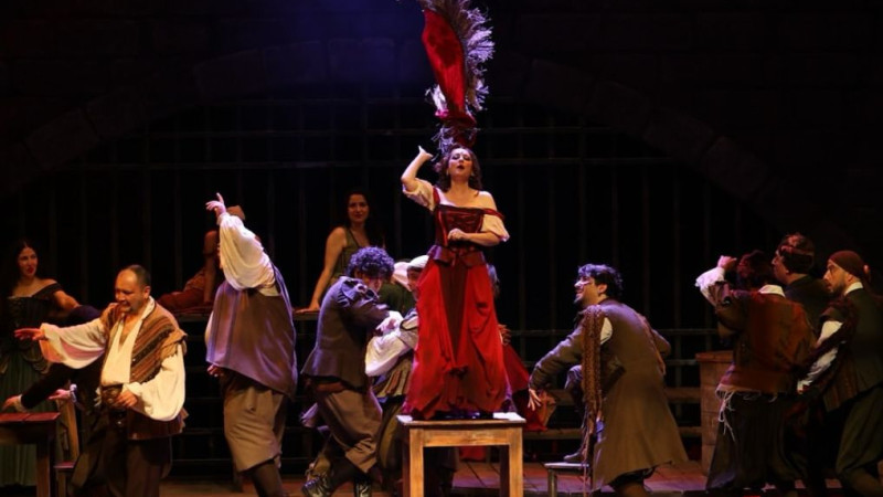 DON KİŞOT MÜZİKALİ: “MANÇALI ADAM” MERSİN DOB SAHNESİNDE