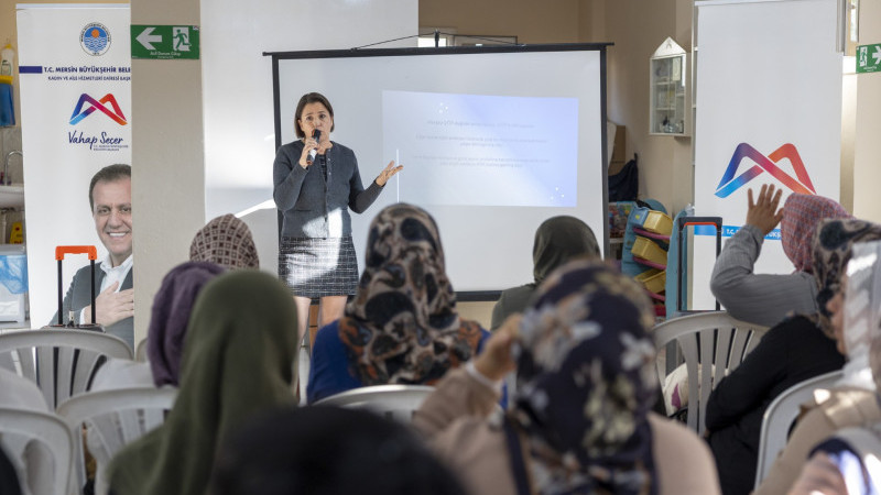 BÜYÜKŞEHİR VE ROTARY KULÜPLERİ İŞ BİRLİĞİYLE KADINLARA EĞİTİM PROGRAMI DÜZENLENDİ